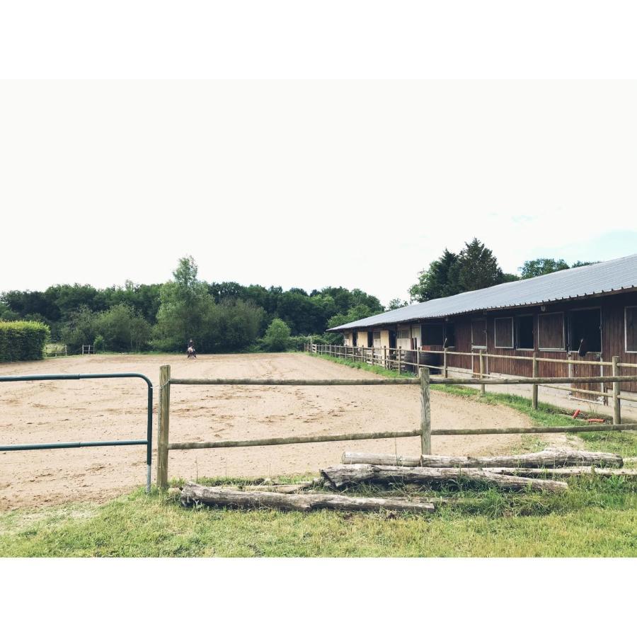 La Ferme De La Maugerie Panzió Thoury Kültér fotó